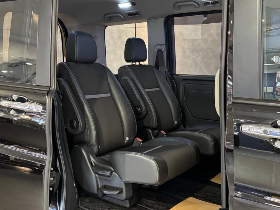 Stepwgn EHEV EX Cool - Image 5